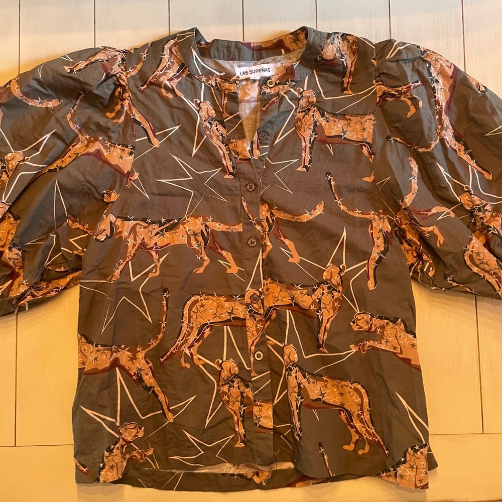 Las Supresas Olive Green Leopard Print Button Front Blouse